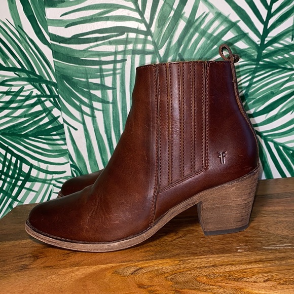 Frye Alton Chelsea Zip Ankle Boots Brown Cognac 7.5 B. 3470352 - Picture 3 of 10